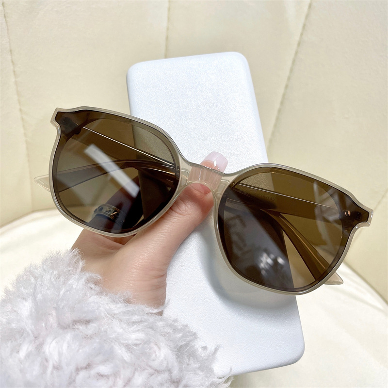Wholesale Round Frame UV Resistant PC Sunglasses